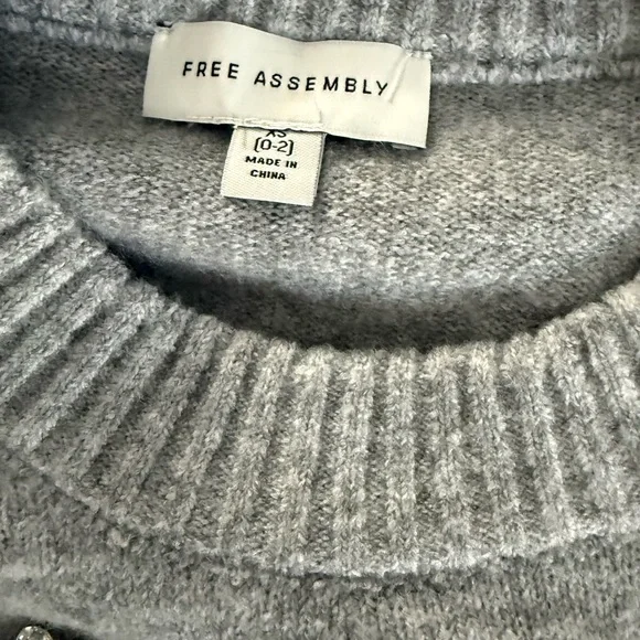 Woman’s Free Assembly Embellished Heather gray sweater size 0/2 - Picture 5 of 7